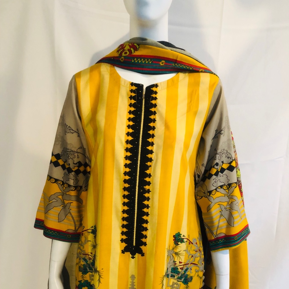 Linen Shalwar-Kameez